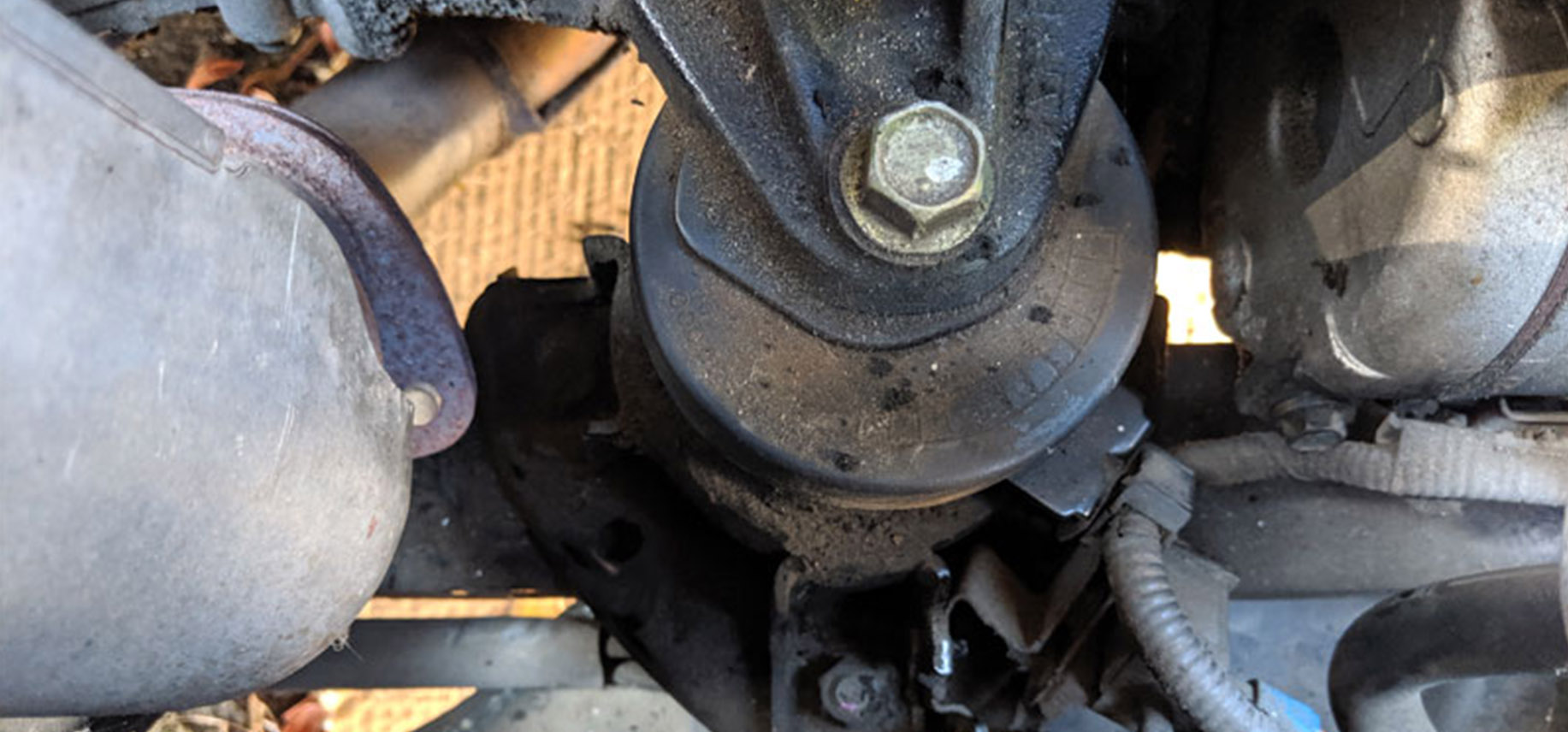 Engine Mounting And Replacement